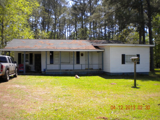 1033 Rancho Taylor Road, Doerun, GA 31744
